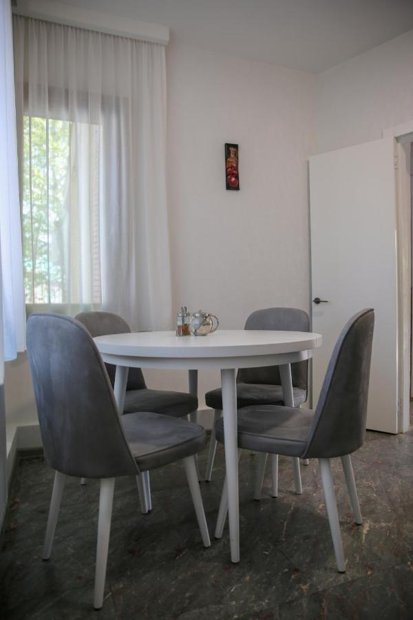 Lalis Apartment Tbilissi Extérieur photo